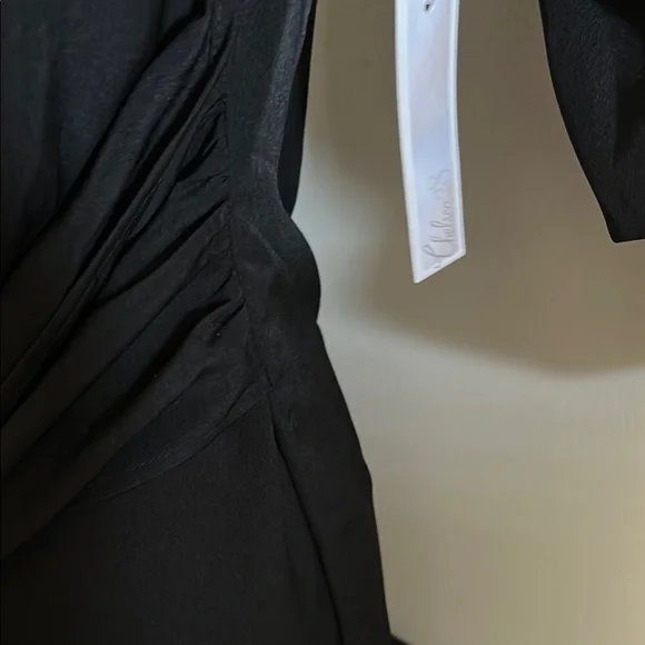 Elegant Black Ruffle Dress - Picture 5 of 8